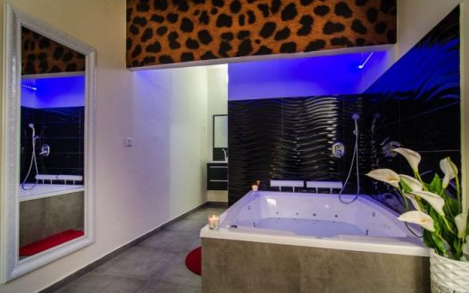 החדרים של קוקי בהרצליה