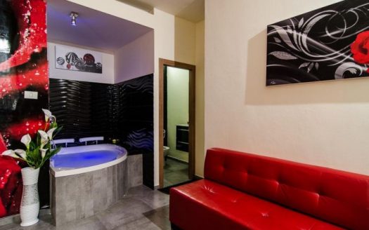 החדרים של קוקי בהרצליה